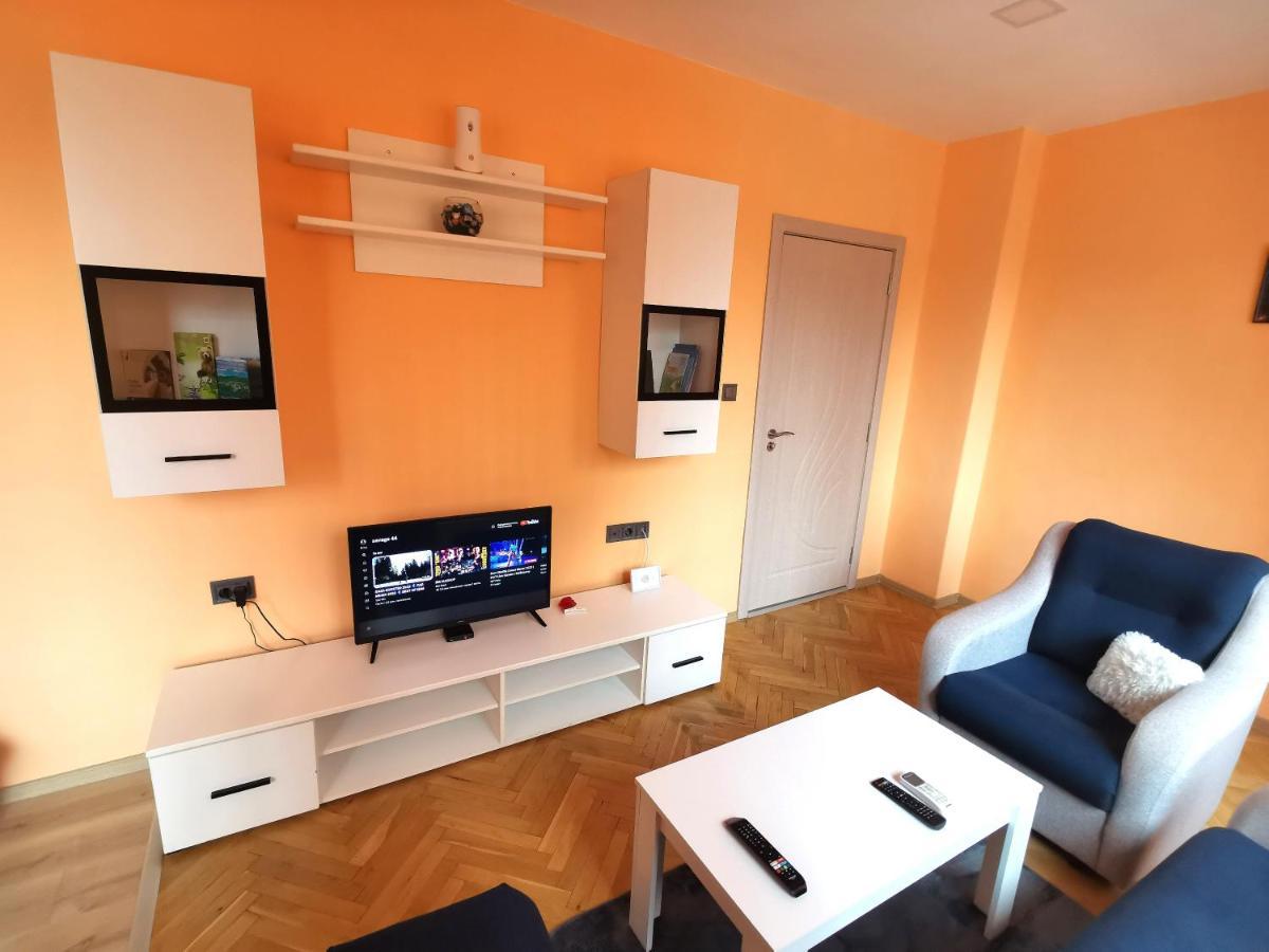 Апартамент За Нощувка, Център! Stara Zagora Exteriör bild
